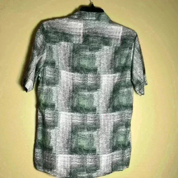 ALFANI men’s short sleeve shirt. - Picture 5 of 5